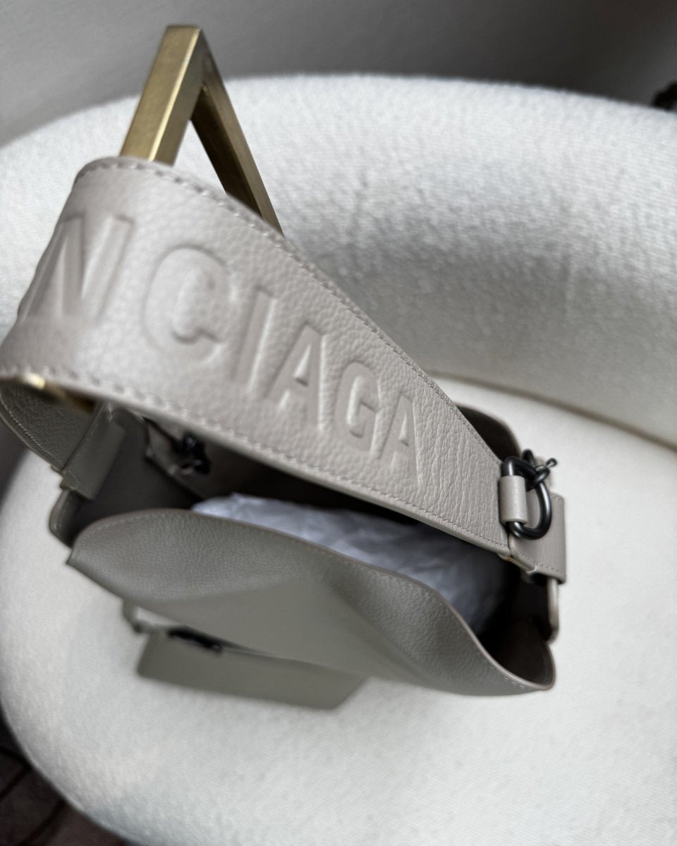 Balenciaga - 2.0 North - South Tote Bag Taupe - Preloved Pieces