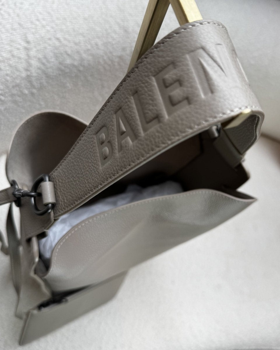 Balenciaga - 2.0 North - South Tote Bag Taupe - Preloved Pieces