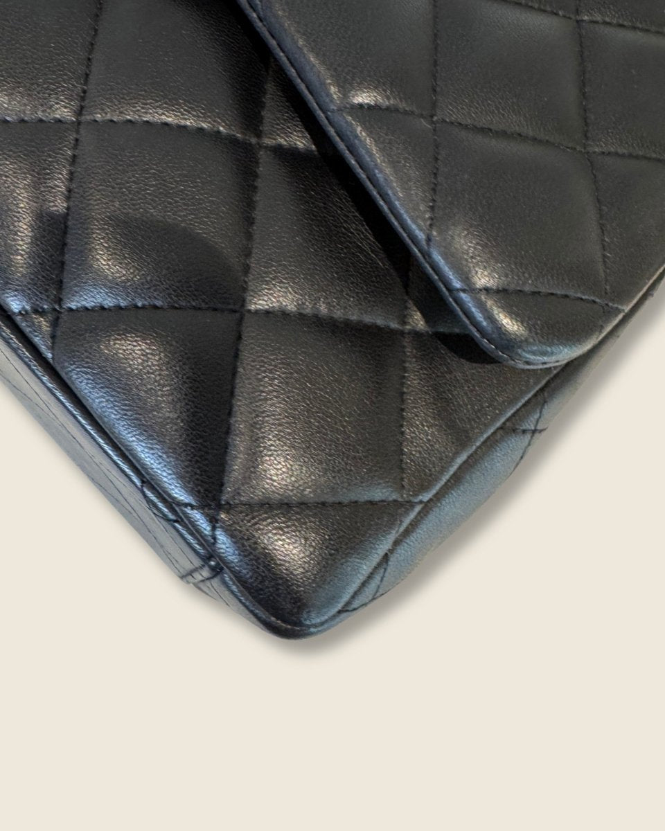 Chanel - Maxi Double Flap Bag Lambskin - Preloved Pieces