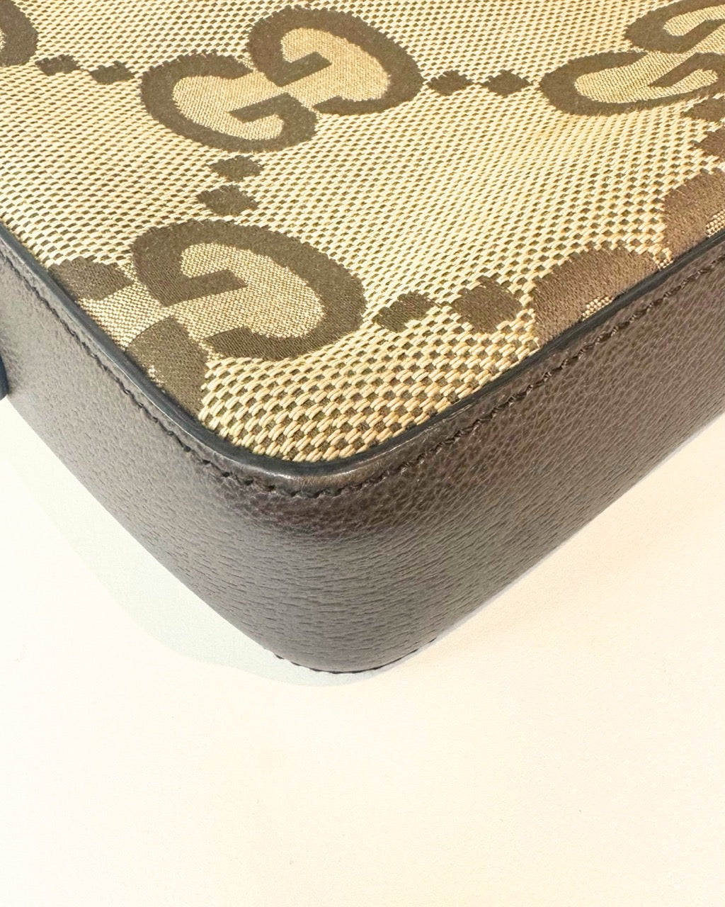 Gucci Jumbo GG Canvas Messenger Bag