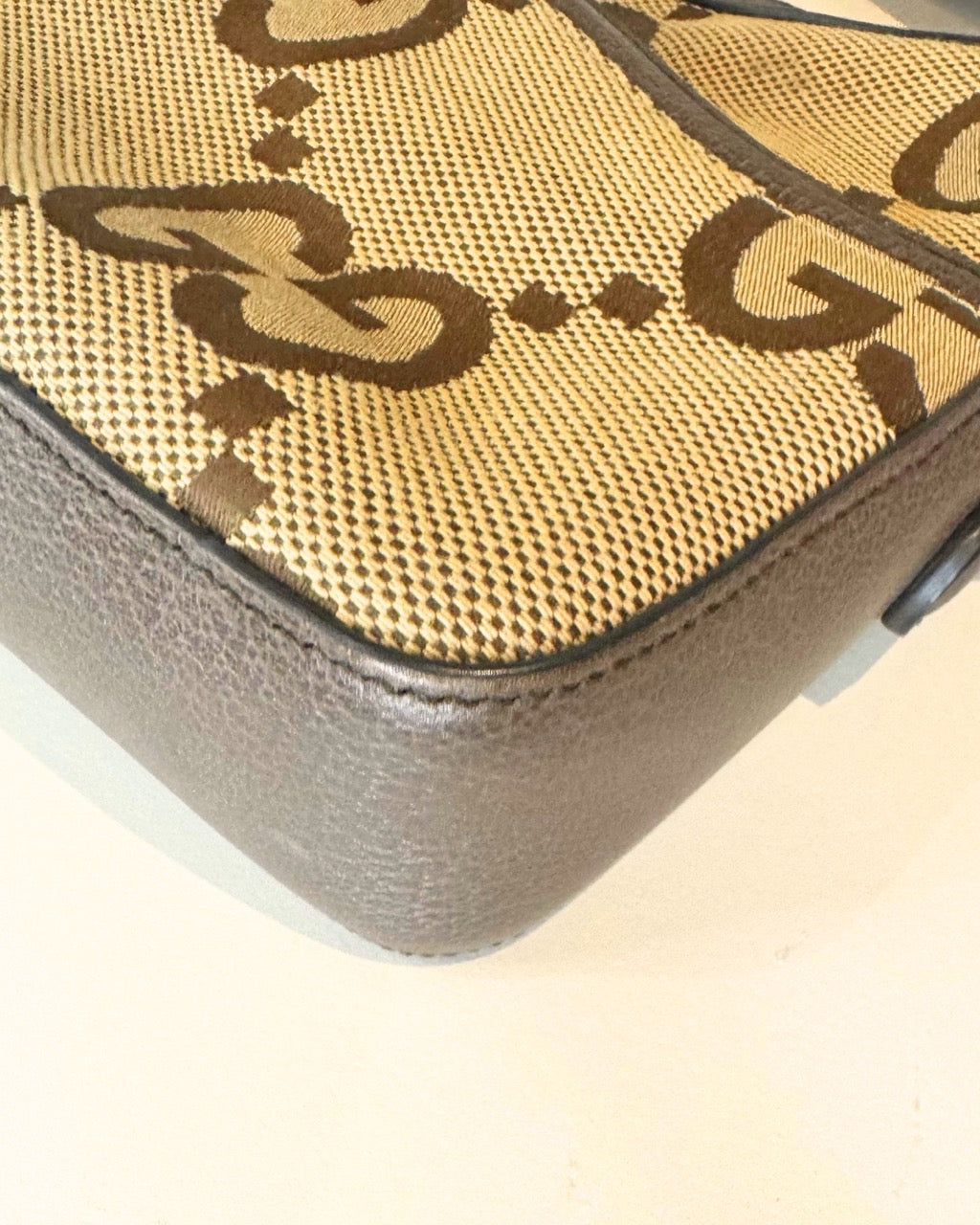 Gucci Jumbo GG Canvas Messenger Bag