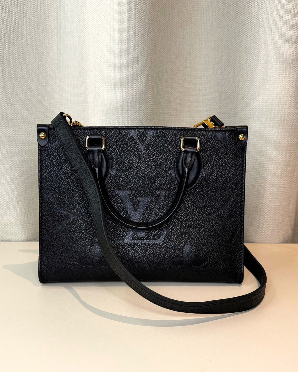 OnTheGo Louis Vuitton PM Noir