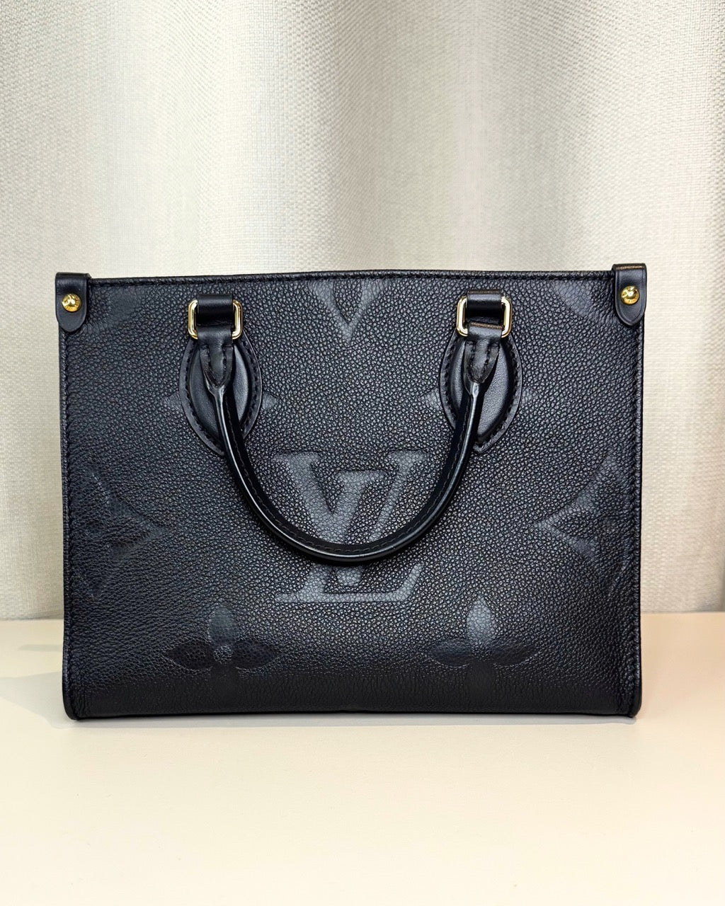 Louis Vuitton Onthego pm