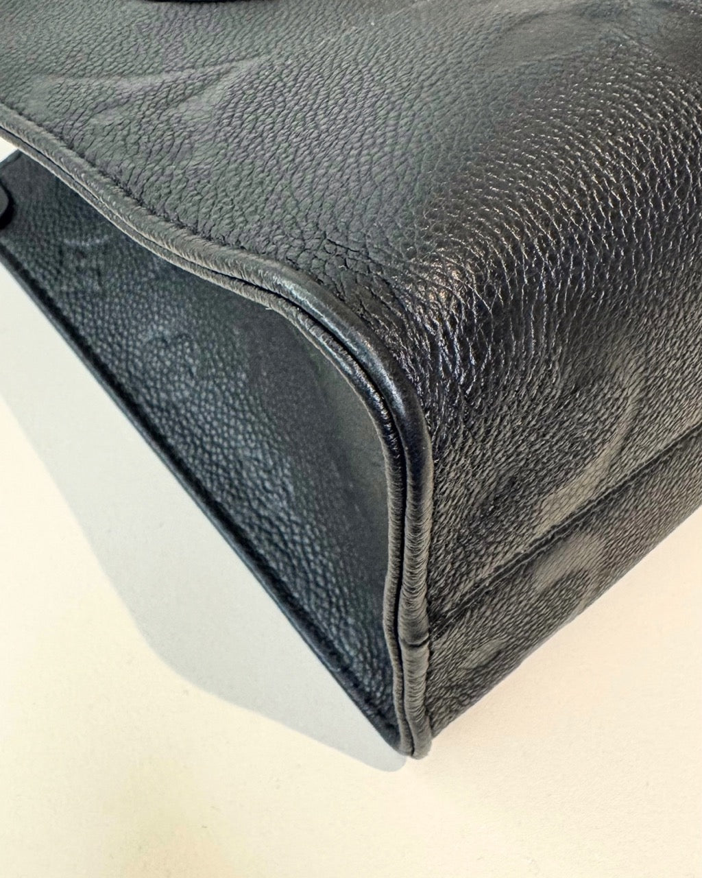 Louis Vuitton Onthego pm