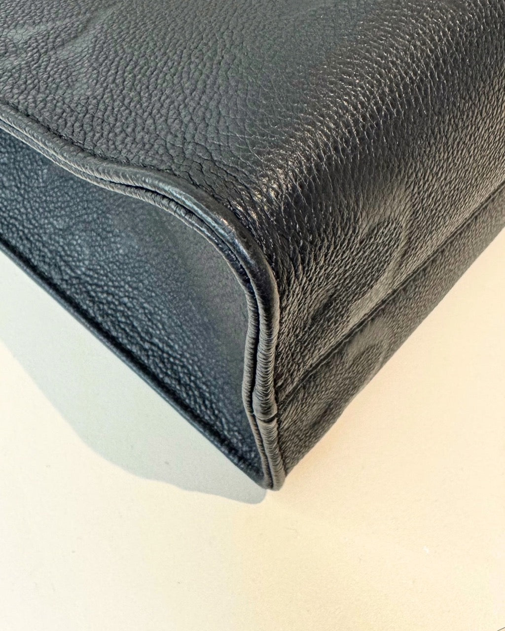 Louis Vuitton Onthego pm