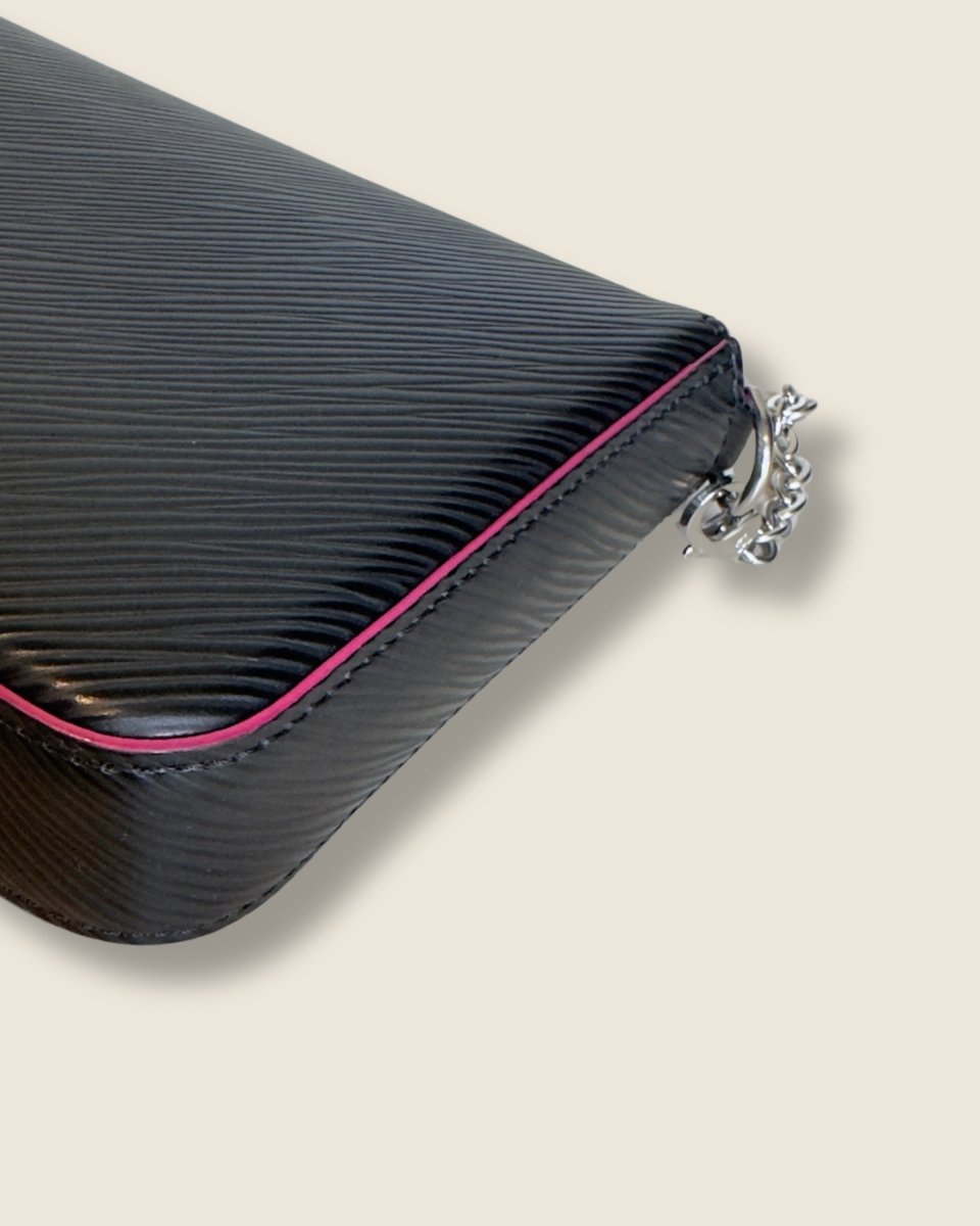 Louis Vuitton - Pochette Felicie Zwart Epi Leer - Preloved Pieces