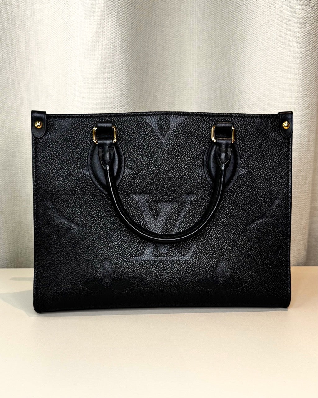 Louis Vuitton Onthego pm