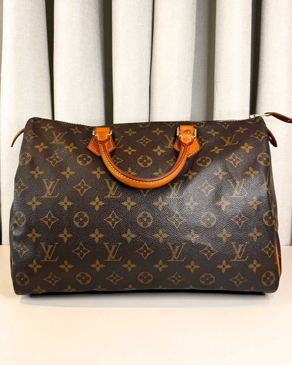 Louis Vuitton Speedy 35