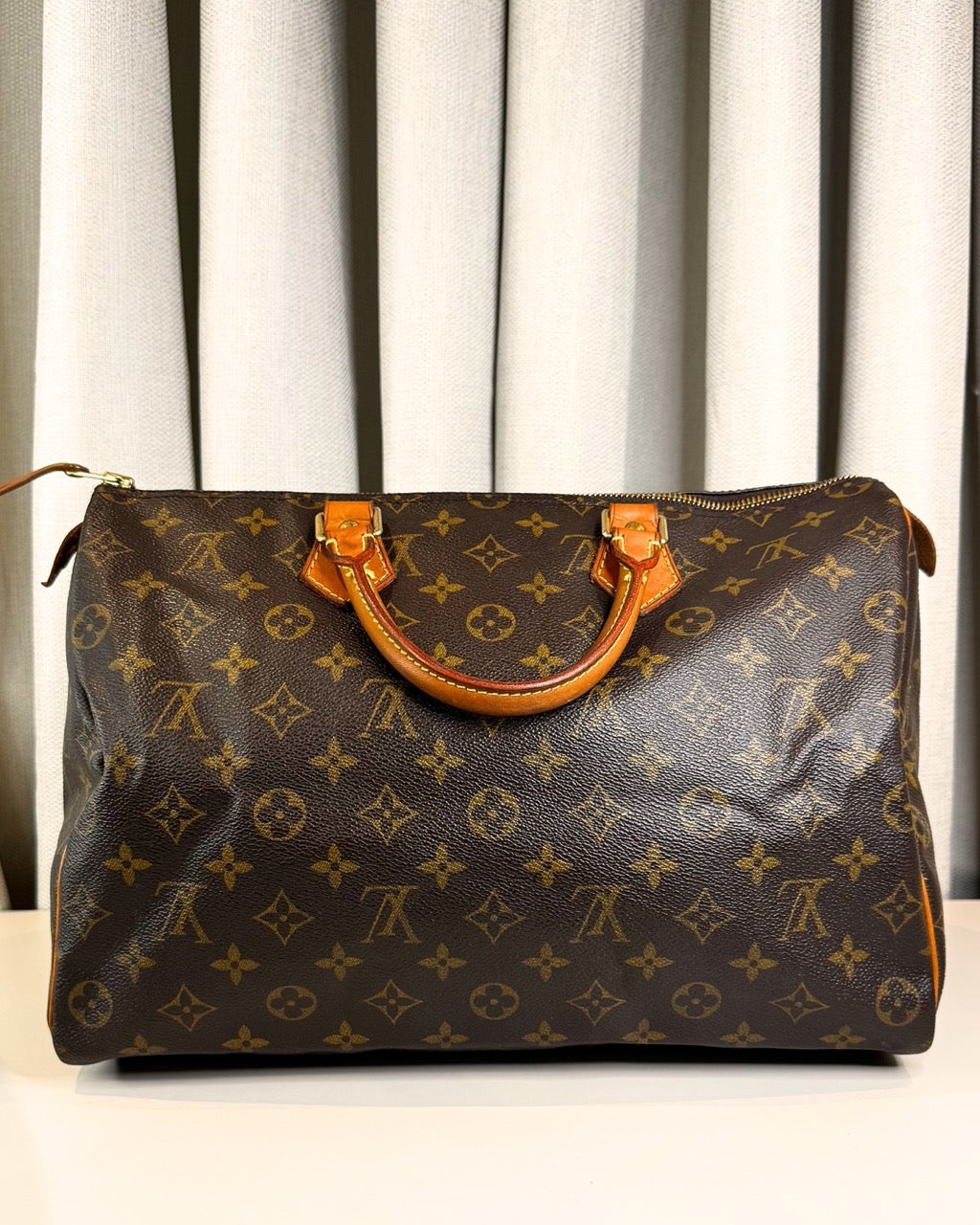 Louis Vuitton Speedy 35