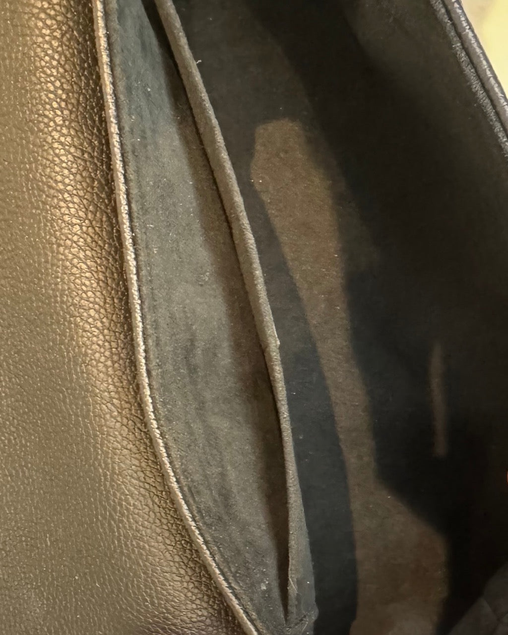Louis Vuitton Favorite Schwarz