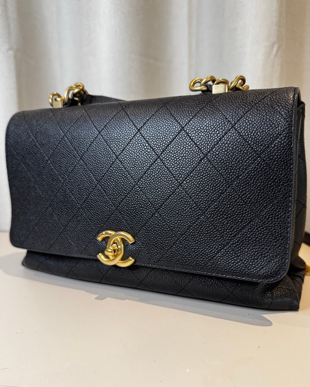 Chanel Chic Affinity flap bag Kaviar schwarz