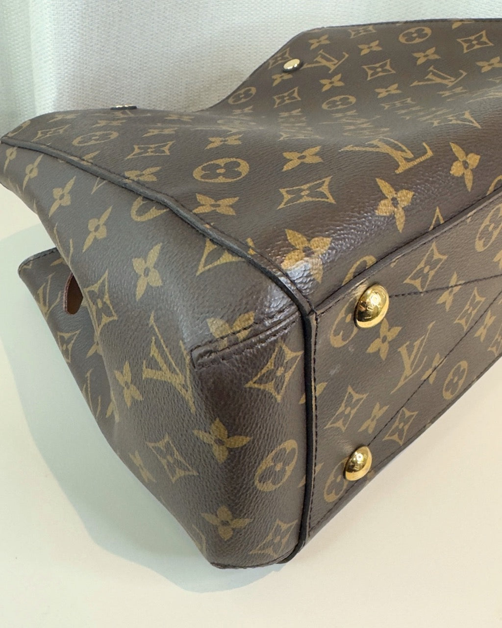 Louis Vuitton Montaigne