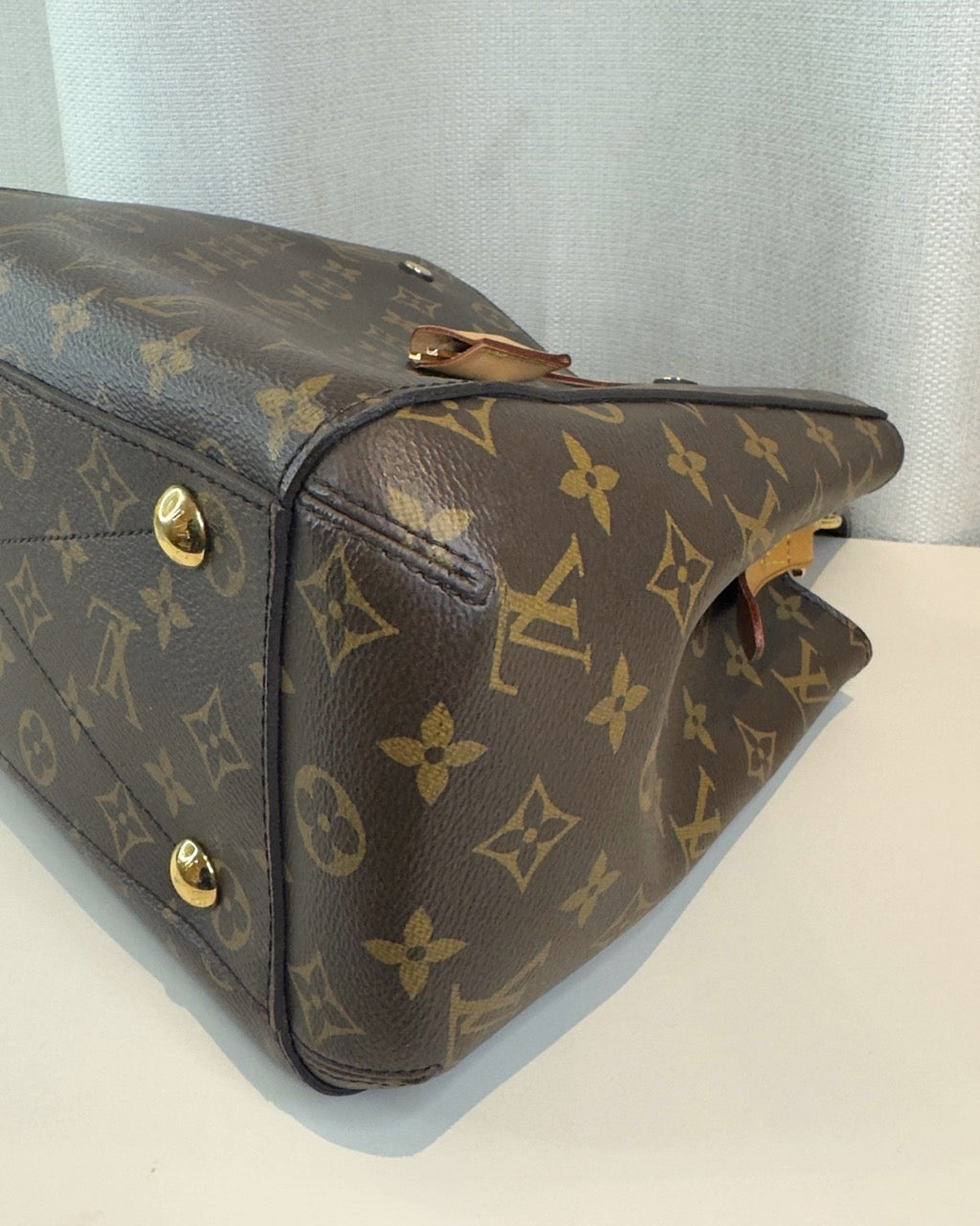 Louis Vuitton Montaigne