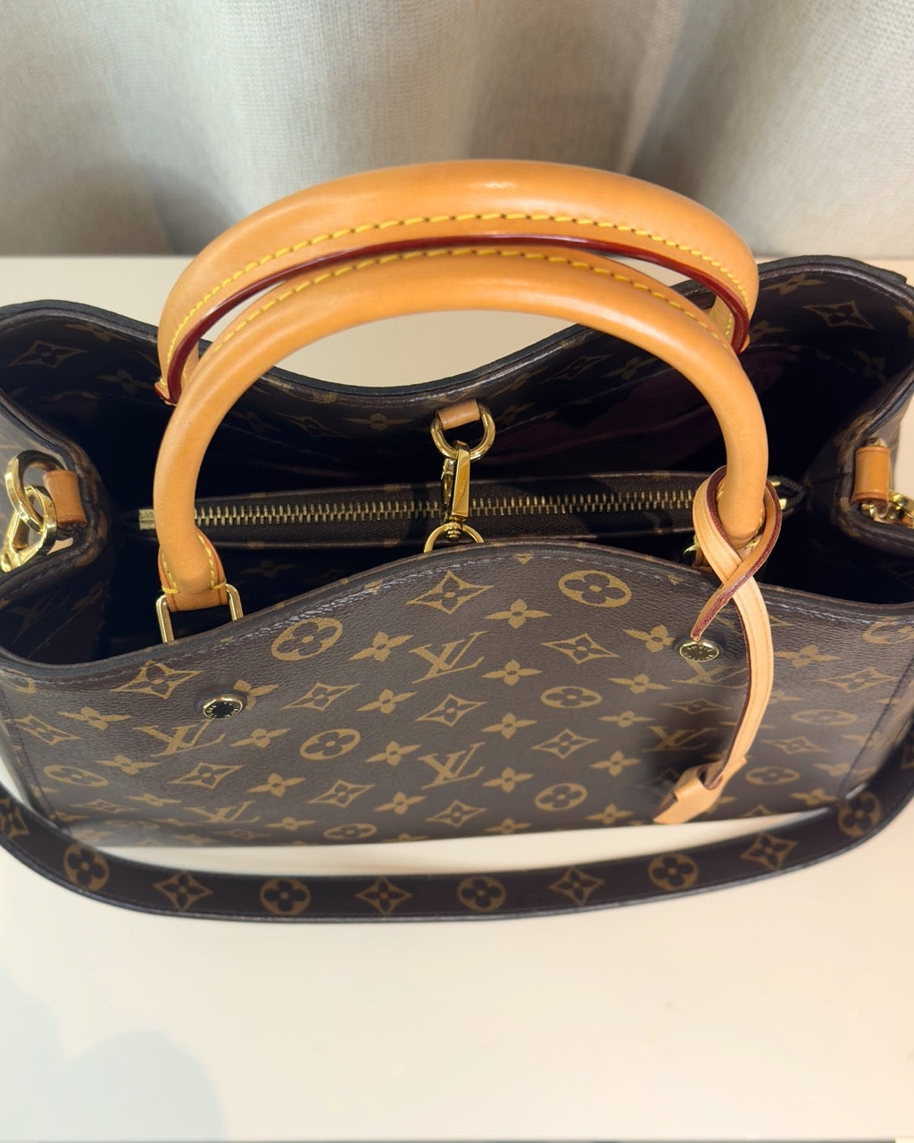 Louis Vuitton Montaigne