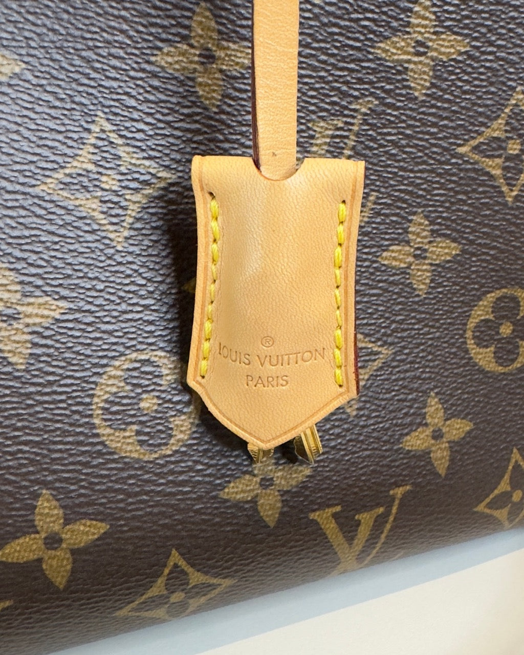 Louis Vuitton Montaigne