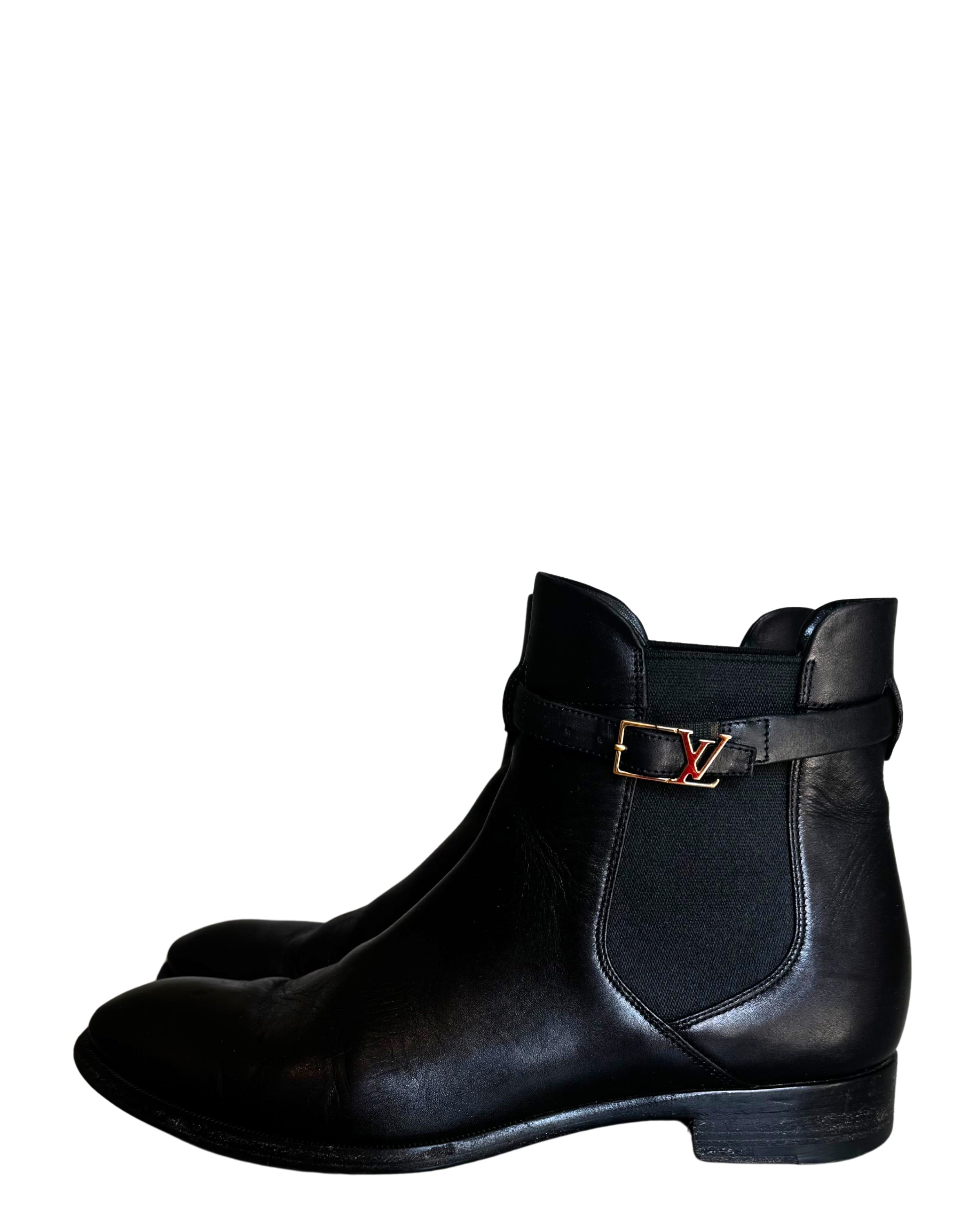 chelsea boots