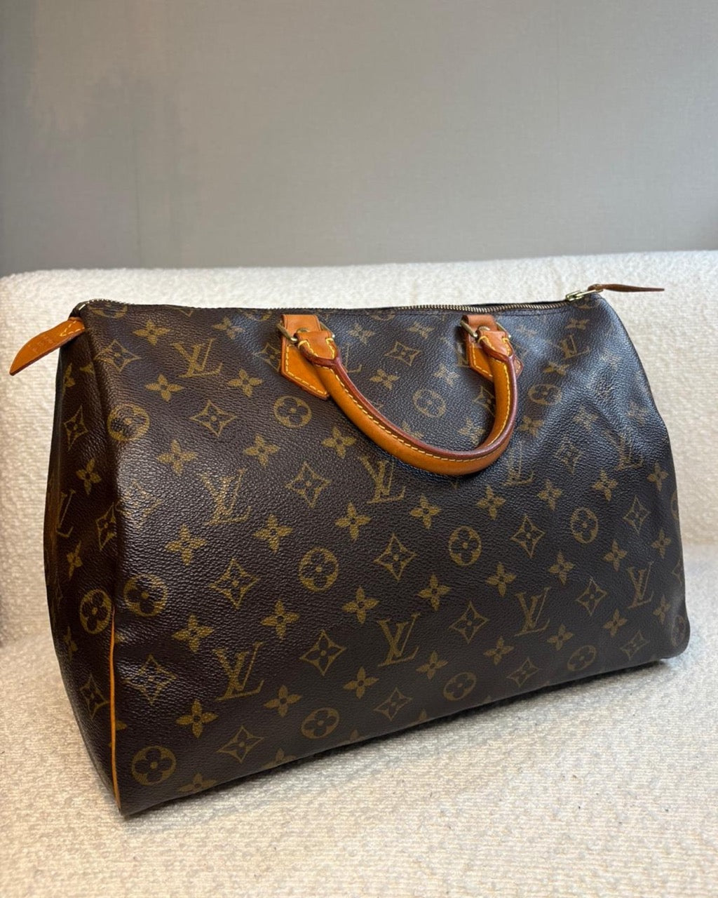 Louis Vuitton Speedy 35