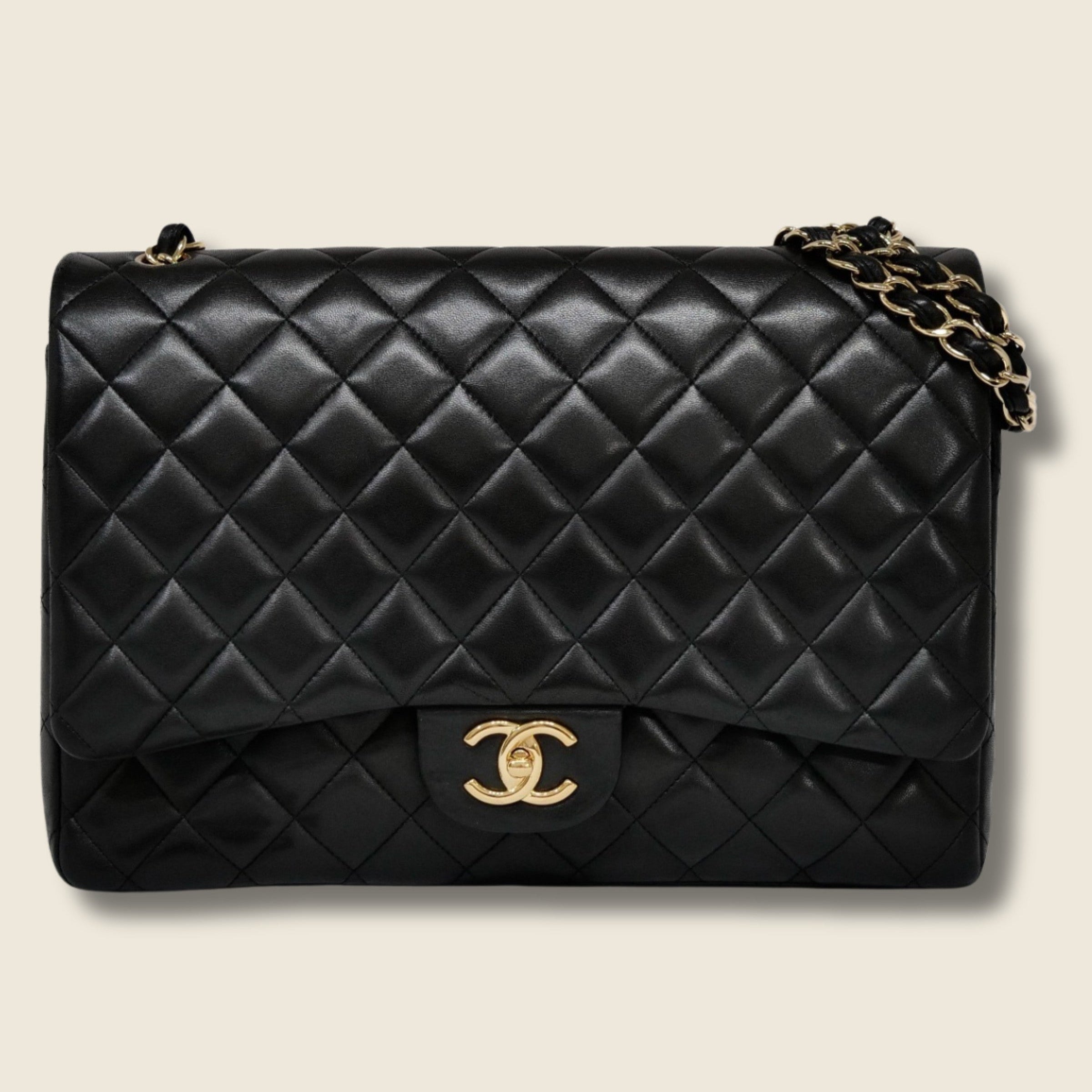 Chanel Double Flap maxi Bag zwart lamsleer voorkant