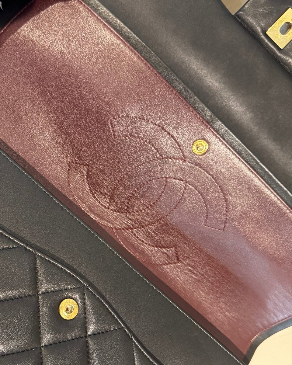 Chanel - Maxi Double Flap Bag Lambskin - Preloved Pieces