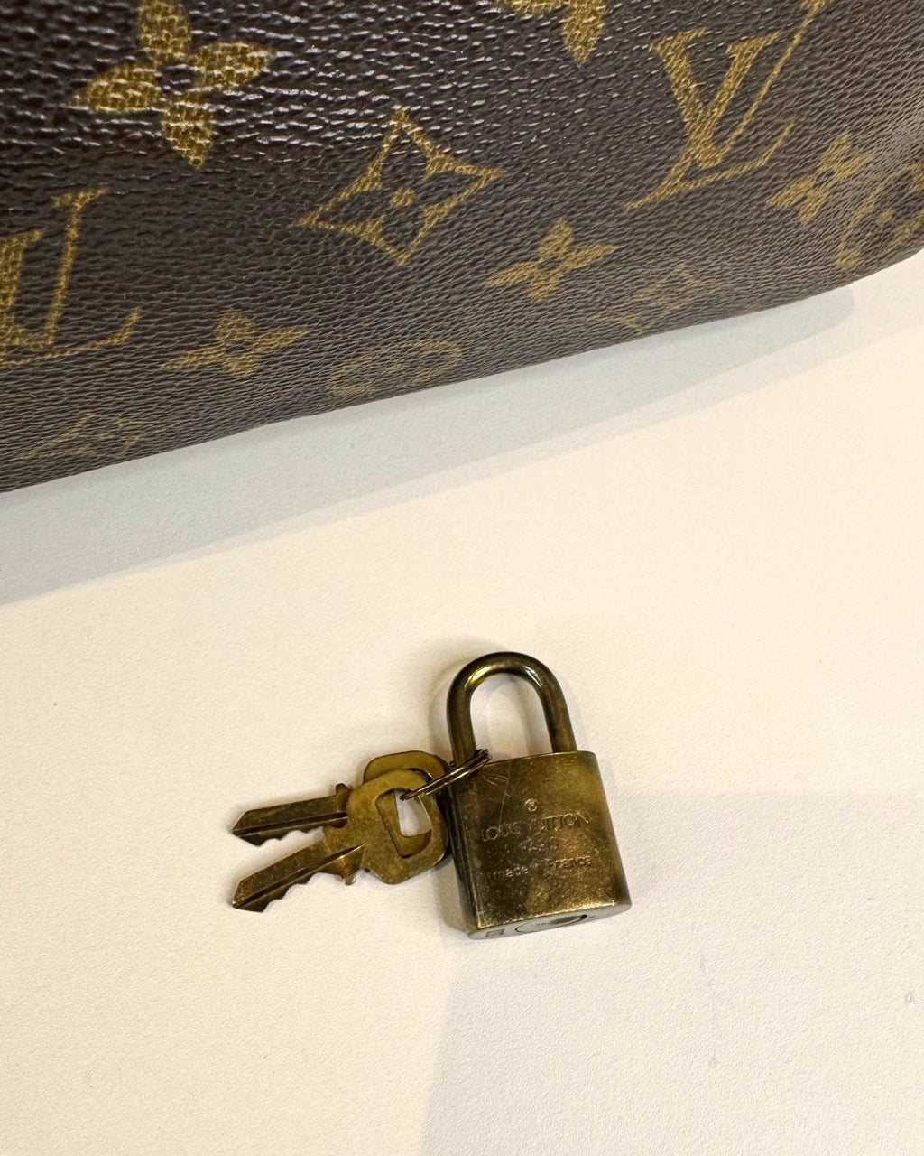 Louis Vuitton Speedy 35