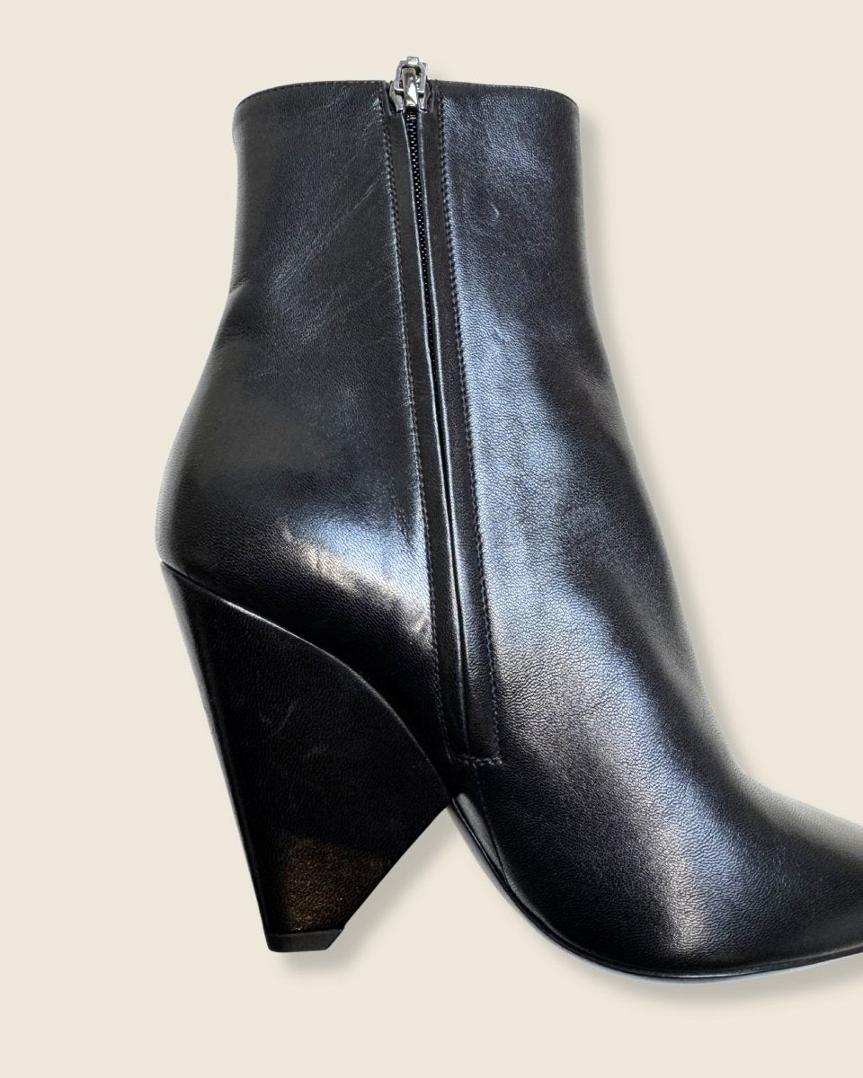 saint laurent - Niki Ankle Boots - Preloved Pieces