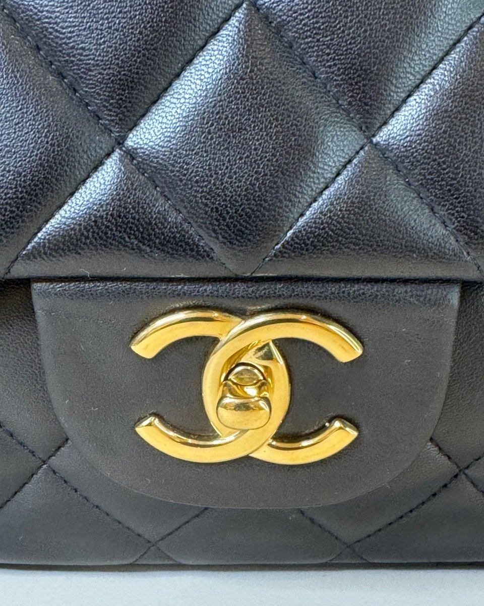 Chanel - Maxi Double Flap Bag Lambskin - Preloved Pieces
